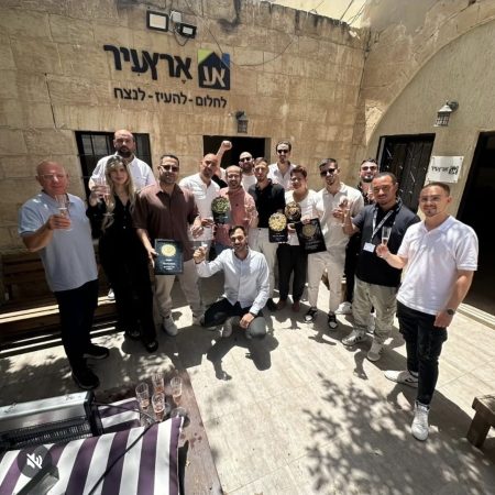 WhatsApp Image 2025-10-22 at 14.12.58 (1)